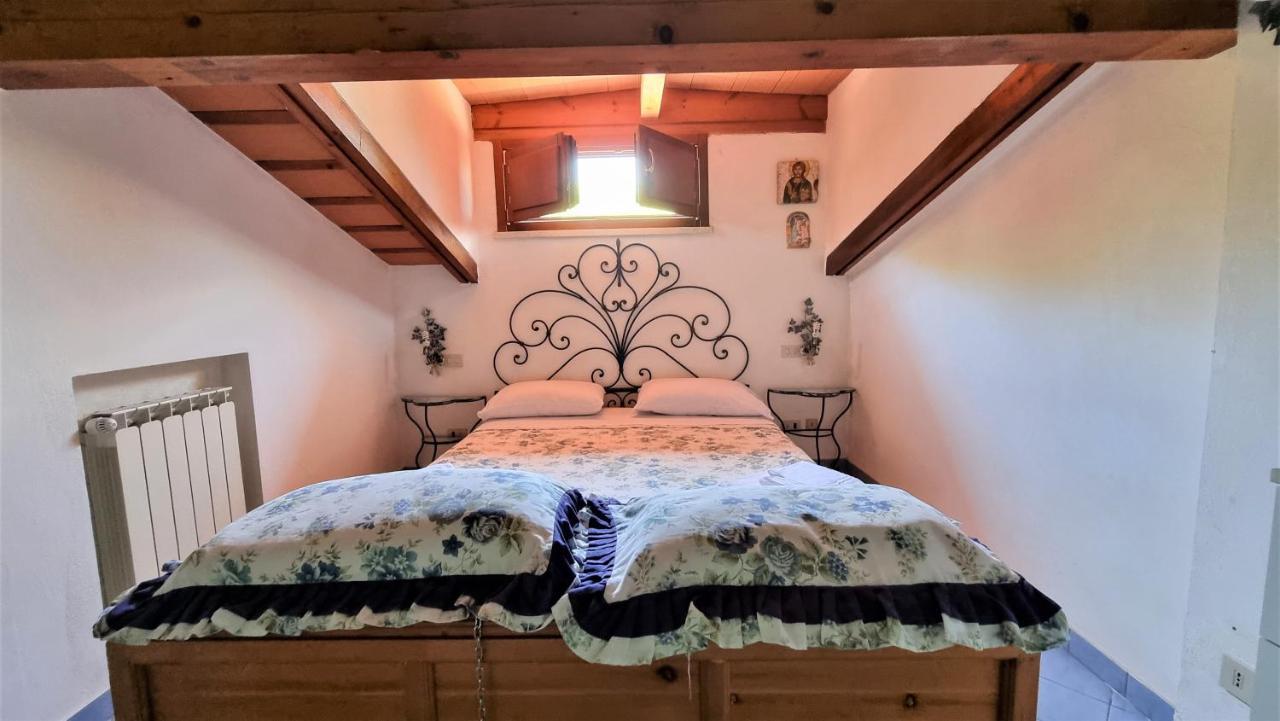 Villa Cecilia Sul Lago Fronte Mare Sperlonga Exteriör bild