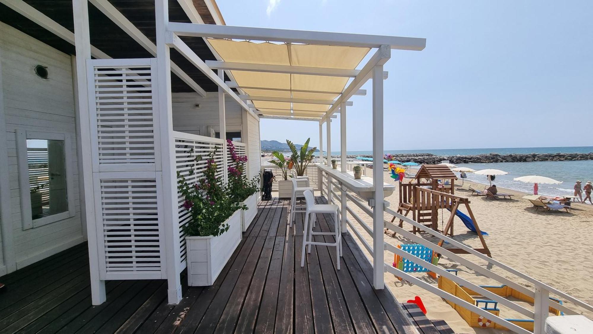 Villa Cecilia Sul Lago Fronte Mare Sperlonga Exteriör bild